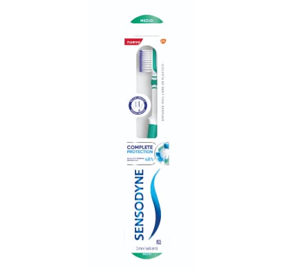 Cepillo de Dientes Sensodyne Complete Protection Medio 1 Unidad