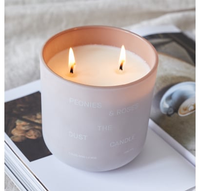 Vela Dust Louis & Lewis Peonies & B. Roses 430 Ml