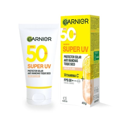 Protector Solar Facial Garnier Super Uv Antimanchas Tono Claro Fps50+ 40 G 