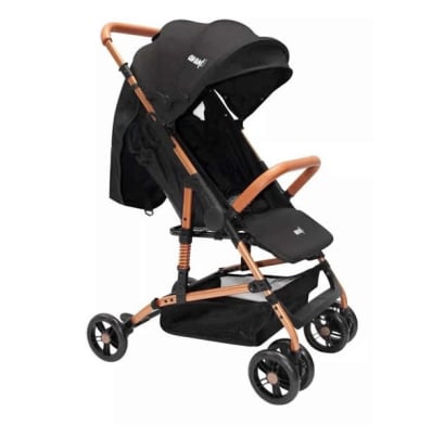Coche Compacto Avanti Praga