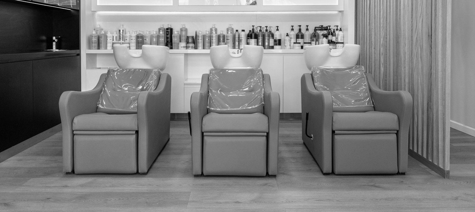 Concepto OM - Salón de belleza y tratamientos capilares